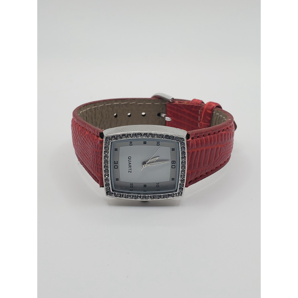 Womens Watch - Picture 5 of 9